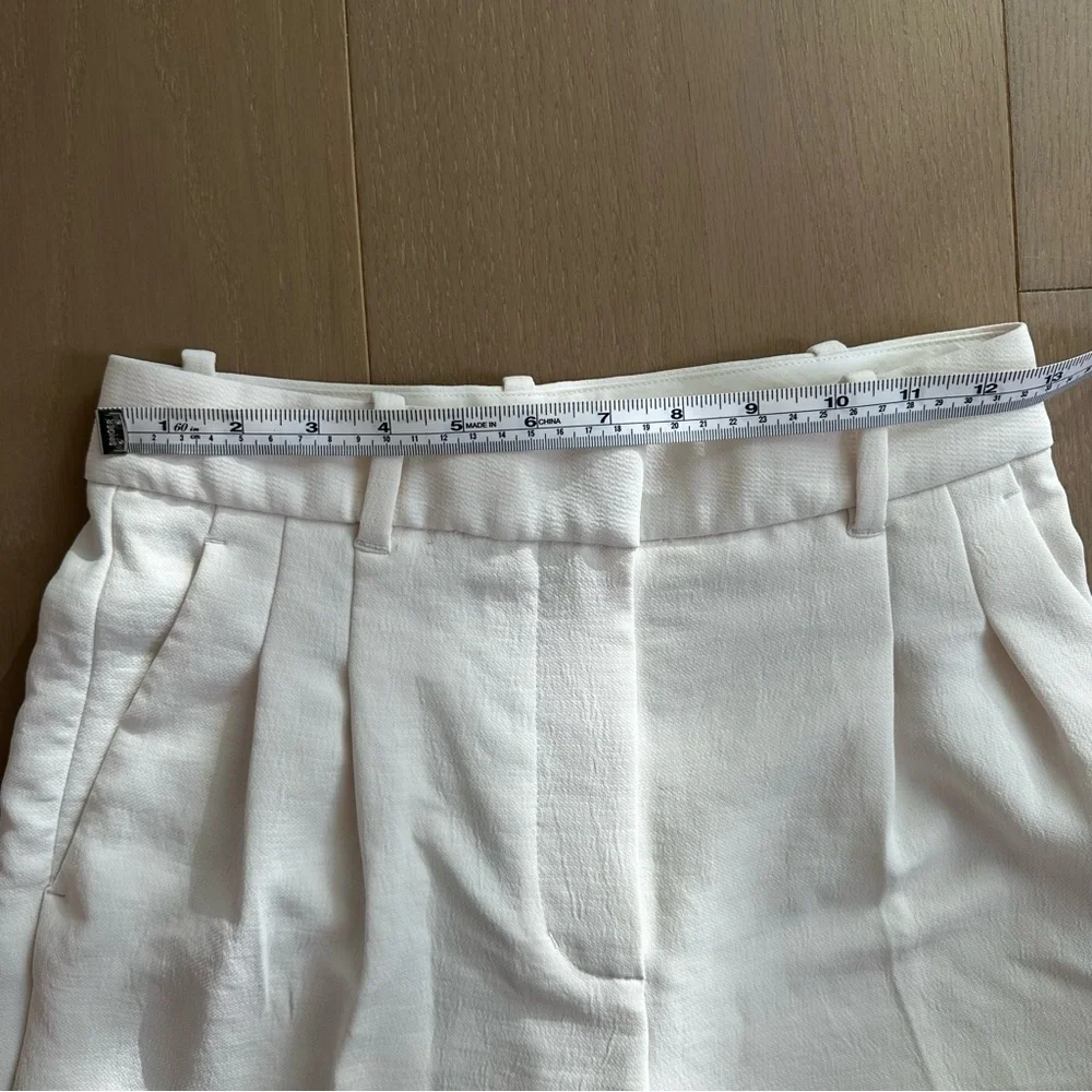 Aritzia Wilfred Cream Trousers - Picture 2 of 8